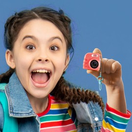 C Toys Photo Creator - Digital Camera and Video Mini Cam - Instant - with Keyring and 1GB SD Card Included - CLK 060