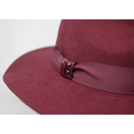 Premium Austin - Centre Dent - 100% Wool Felt - Crushable for Travel - Water Resistant - Burgundy 58cm