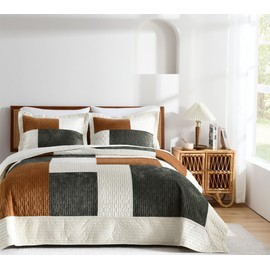 Grassix Velvet King Size Quilt Set - Summer King Size Comforter Set, Green Gold Bedspreads (106"x96") with 2 Pillow Shams for All Seasons, Lightweight Soft Patchwork Quilt Bedding Set