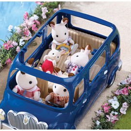 Calico Critters Family Seven Seater