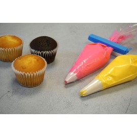 R&M International Icing Bag of Closure Clips, 4'', Set of 4