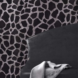 76 sq.ft rolls Italian Portofino wallcoverings modern embossed flocked Vinyl Wallpaper charcoal black metallic faux animal giraffe skin fur print flocking flock velvet texture velour wall coverings 3D