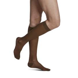 Sigvaris Style Sheer 780 Women’s Closed Toe Knee-High Moisture Wicking Stockings - Light & Comfortable Compression Stocking 20-30mmHg to Relieve Vein Issues - Small Short - Mocha