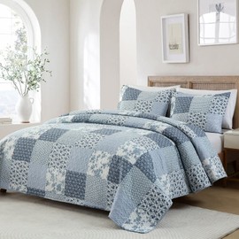 Boryard 3-Piece King Quilt Set, Lightweight Soft Full Size Quilt Patchwork Bedspread Coverlet (104x90 inches) Bedding Set with 2 Pillow Shams, Navy Blue Plaid Print