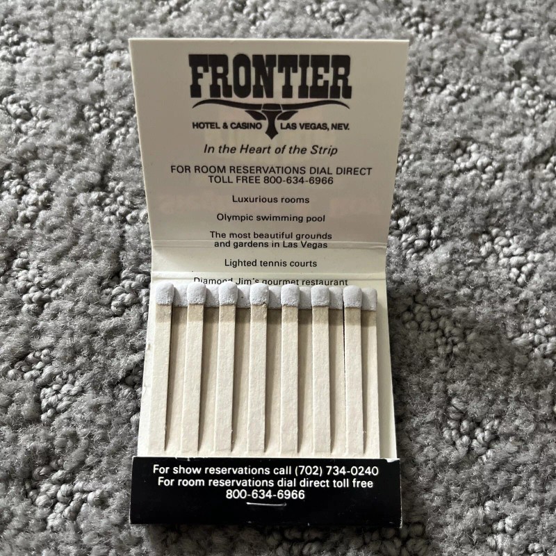 SIEGFRIED & ROY UNUSED MATCHES FROM THE FRONTIER / Vintage