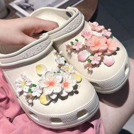 GIEEU 16 PCS Peach Blossom Shoe Charms, DIY Shoe Decoration Floral Charms Cute Accessories,3D simulation pink flowers removable shoe flower accessories for Women