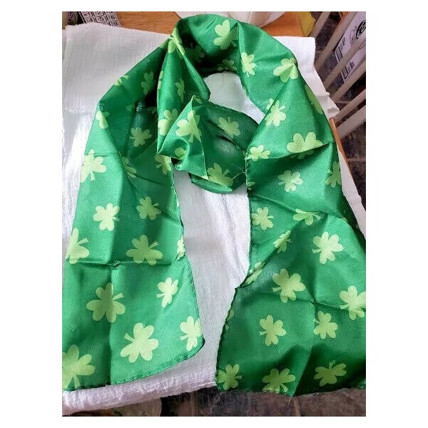 Dolgen Corp St. Patrick's Day Clover Shamrock Print Holiday Lightweight