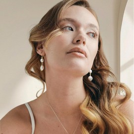 Sereney Gold Pearl Drop Earrings for Women, Sterling Silver Freshwater Pearl Jewelry as Graduation Prom gifts Gold Dangle Earrings as Wedding Jewelry for Bride