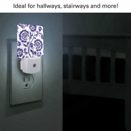 Chrobak LED Night Light,Beautiful Purple Flower Pattern LED Night Light Plug into Wall with Dusk to Dawn Light Sensor White Energy Efficient Nightlight for Bedroom Bathroom Hallway Living Room Kitchen