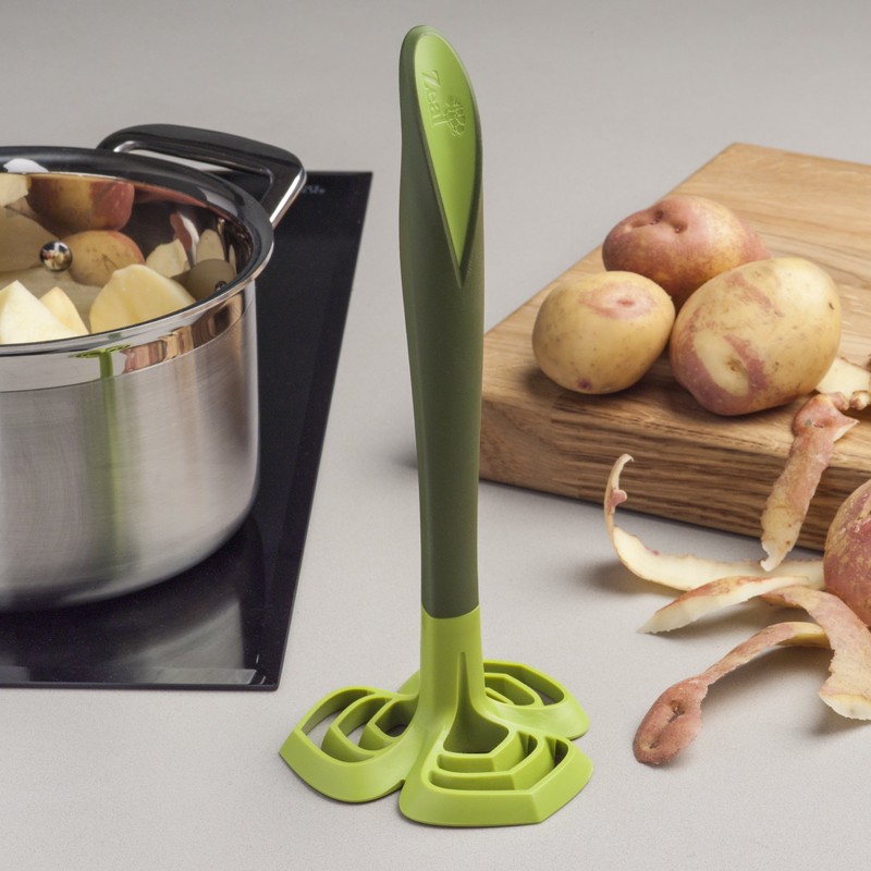 Zeal L245L Heat Resistant Nylon Masher with Soft Grip Ergonomic