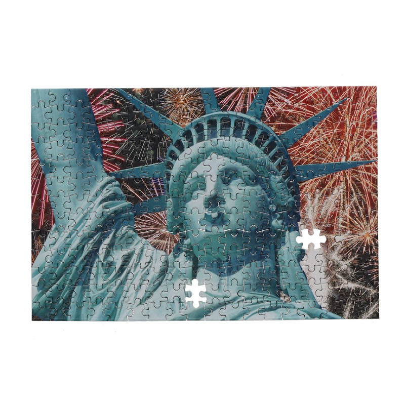 TDC Games World’s Smallest Jigsaw Puzzle, Lady Liberty – Mini