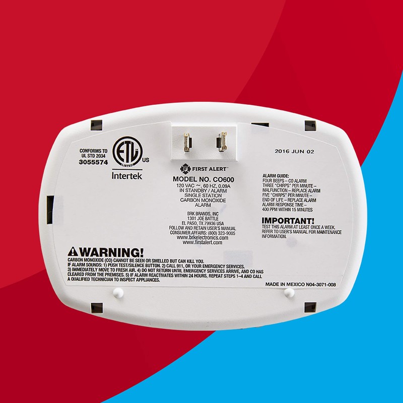 First Alert Carbon Monoxide Detector, Plug-In Alarm with Test &