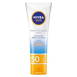 Protector Solar Facial NIVEA SUN Control Brillo Tono Medio FPS50+ 50ml, Cobertura de larga duración