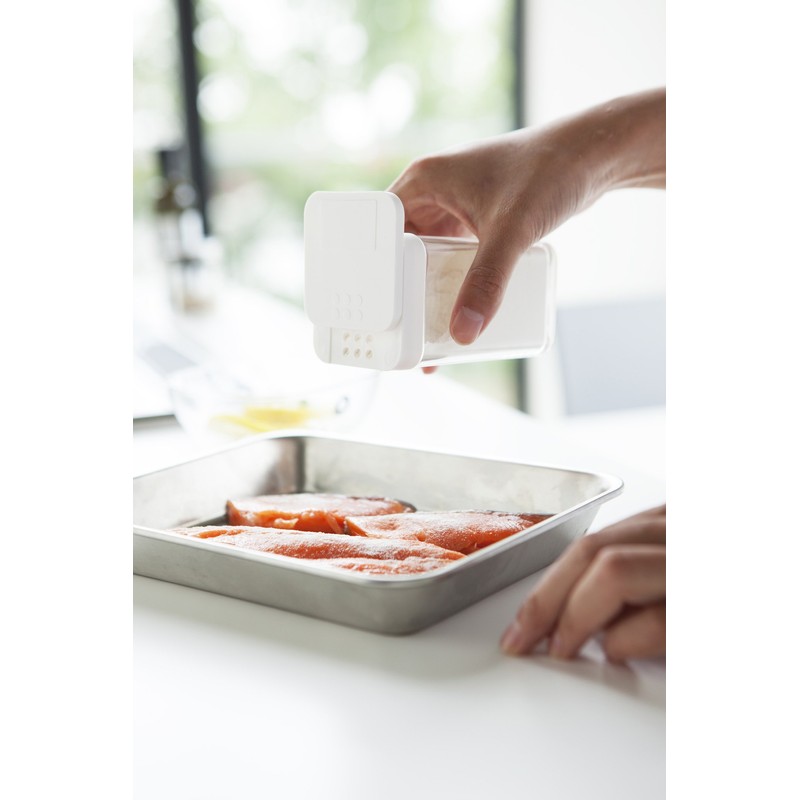 Yamazaki Industries 3231 Salt and Pepper Container, Seasoning Bottle, Flour