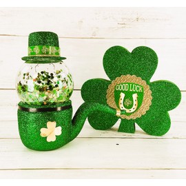 AGD St Patricks Decor - Irish Leprechaun Pipe Shaker Shamrock 2pc Set