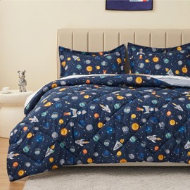 PPOLCA Queen Space Bedding Sets for Boys, 3 Pieces Kids Queen Comforter Sets, Super Soft Lightweight for All Seasons, Includes 1 Comforter (88"x88") and 2 Pillowcase (20"x26"+2")