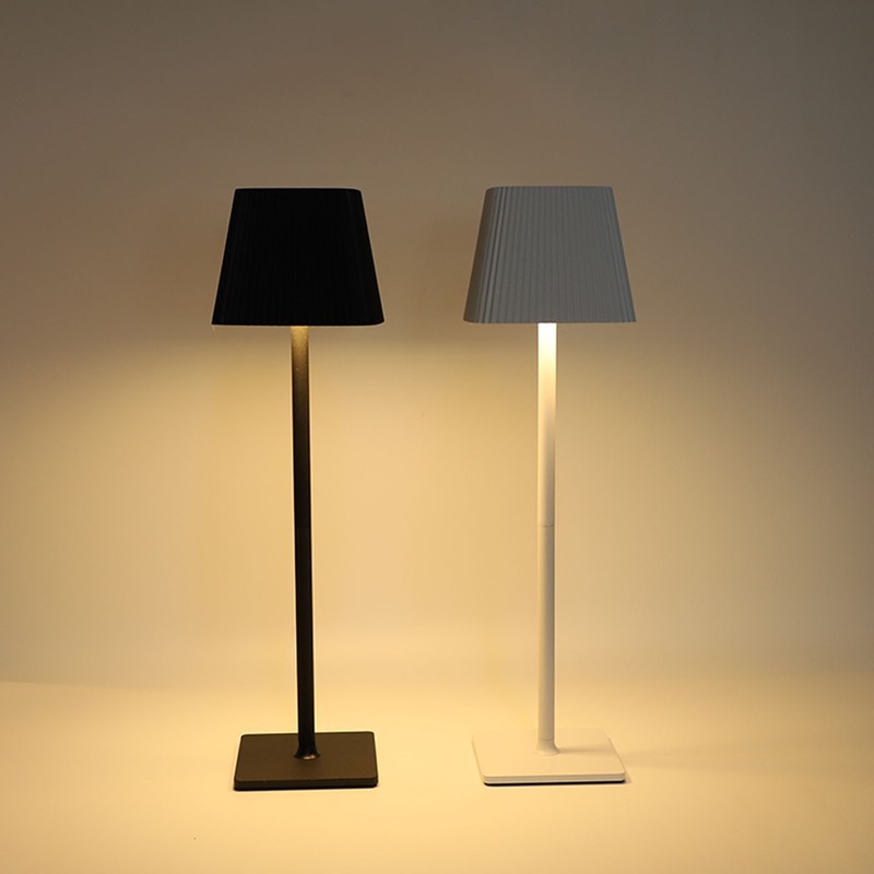 Table Lamp 2000mAh Rechargeable Metal Table Light Decorative Modren Desk