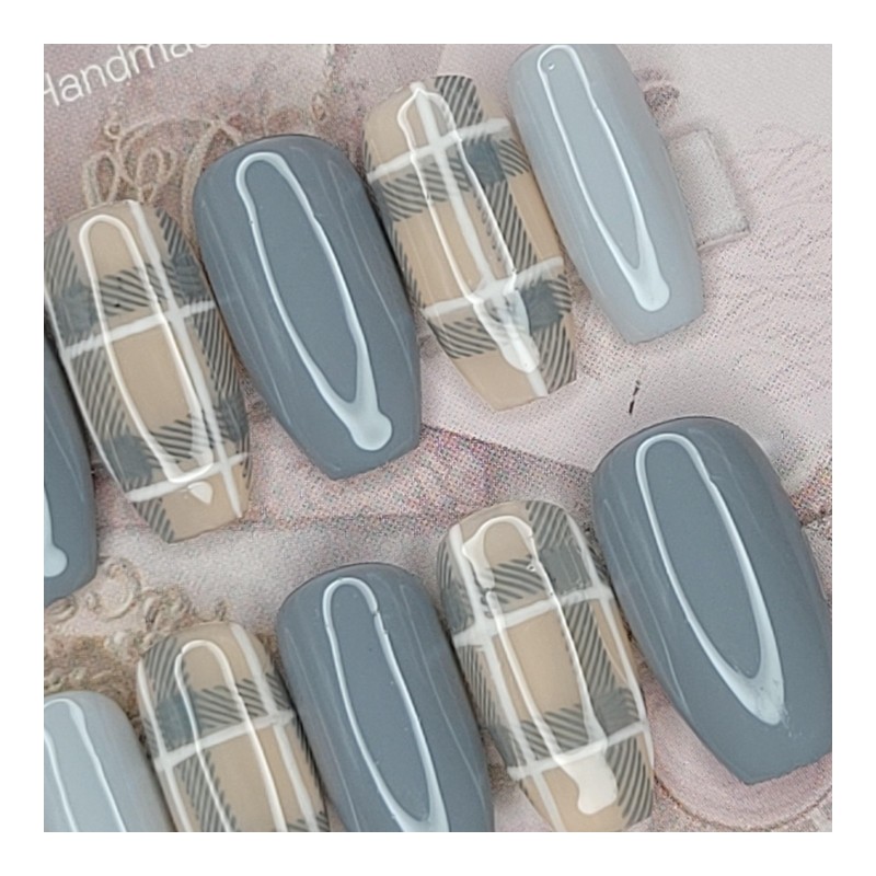 Achromatic check handmade nail tips - Oval M / 무채색