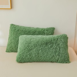 ERLOXO Sage Green Fluffy Pillow Cover，Ultra Cozy Soft Shaggy Plush Faux Fur Pillow Covers Fluffy Fuzzy Pillows for Bed Bedroom Decorative Pillow Zipper Closure，Set of 2(Standard, Sage Green)