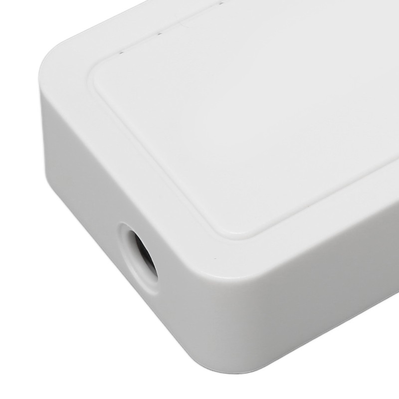 Gigabit Ethernet Switch 8 RJ45 Port Plug and Play Quiet