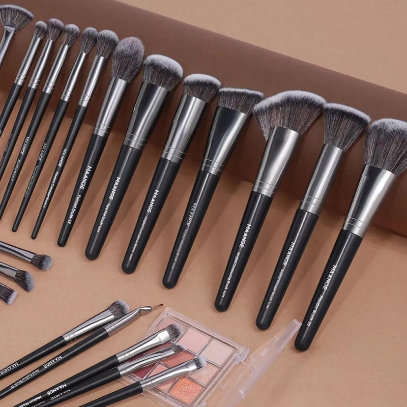 Set 25 Brochas De Maquillaje Profesionales Alta Calidad