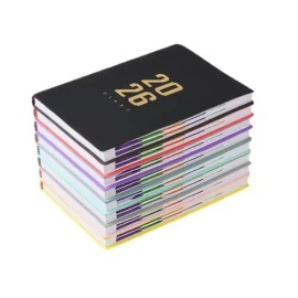 Agenda 2026 Negra A4 para Organización Diaria con Páginas Personalizadas