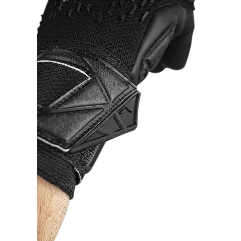 Reusch Attrakt Freegel Infinity Finger Support Goalkeeper Gloves for Adults