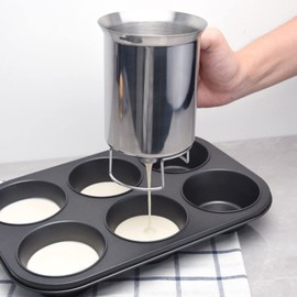 Pancake Batter Dispenser, Handheld Stainless Steel Pancake Pourer, for Different Sizes of Cakes, Muffins, Pancakes and Other Baked Goods