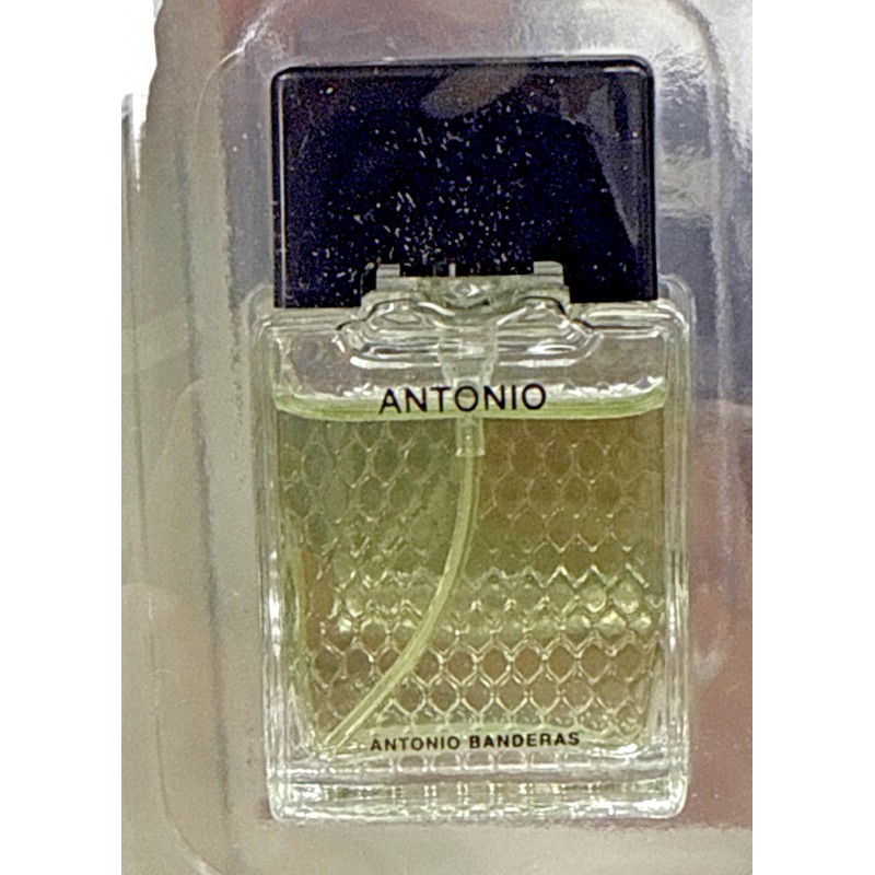ANTONIO by Antonio Banderas 2 PC Set 0.5 oz edt
