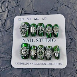 Short Press on Nails Handmade Nails 10Pcs Palace Style Green Cat Eye Nail Art Manual Press on Nails for Women Party Holiday Photo 20mm Long Size S
