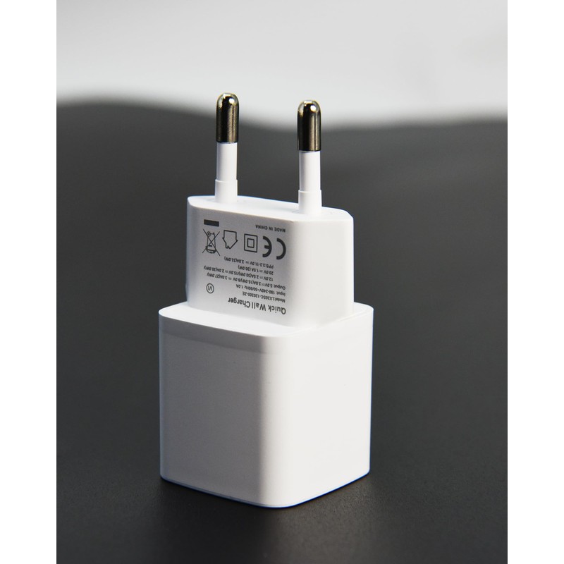YIMINGOUFEI USB-C Charger, 30W PD Fast Charge, EU Standard, 180-240V