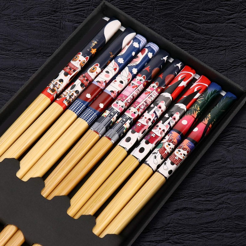 5 Pairs Natural Reusable Bamboo Chopsticks with Fortune Cat Print,