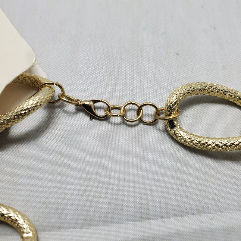 Mystique gold link chain necklace NWT