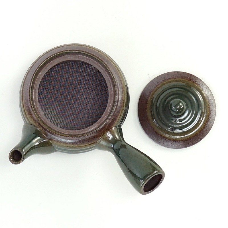 Maruyoshi Pottery Flat Teapot, No. 1.5, Oribe Roll (Bottom Net)