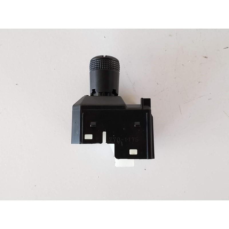 Toyota Genuine 84872-08020 Mirror Switch Assembly