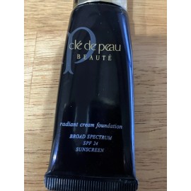 Clé de Peau Beauté Cle De Peau Beaute Radiant Cream Foundation O50 | .87 oz