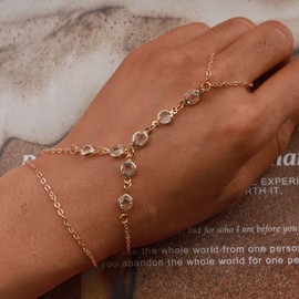 TseenYi Crystal Slave Finger Ring Bracelet Boho Layered Finger Ring Bracelet Fashion Slave Bracelet Chain Beach Wedding Jewellery for Women and Girls (Gold, 1 Piece), Crystal Metal