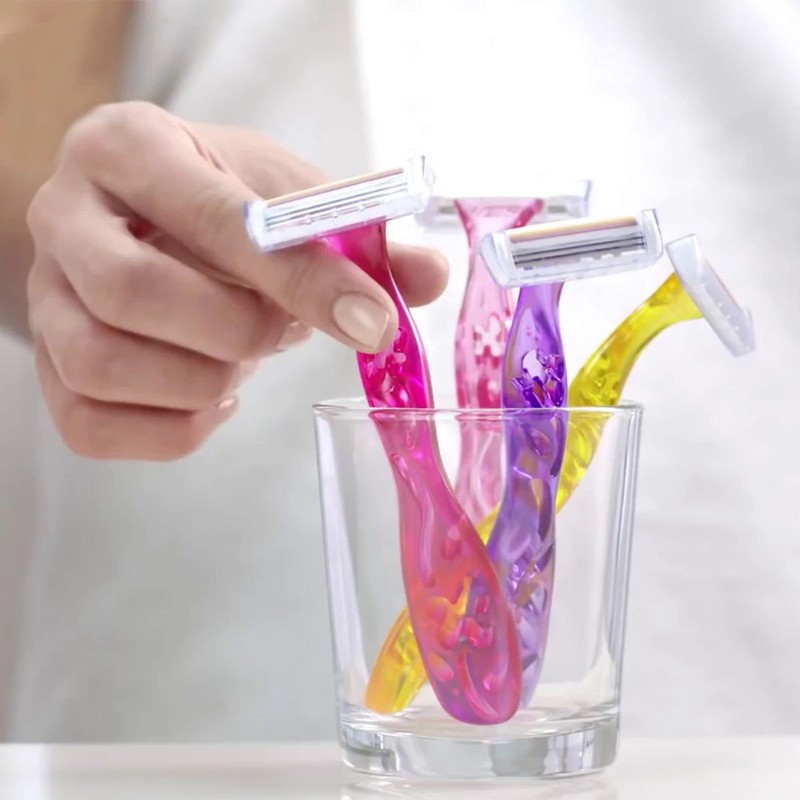 BIC Rastrillo Soleil Acero Inoxidable Mango Ergonómico Banda Lubricante con