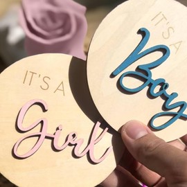 Gender Reveal Wooden Plaques (Set of 2) – It's a Girl & It's a Boy Signs | Baby Announcement Keepsake | Baby Shower Photo Prop & Party Décor