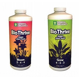 Vegan Plant Food Combo, Grow 4-3-3 and Bloom 2-4-4, Quart Each