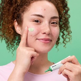 Hero Rescue Balm + Red Correct 15ml - Colour Correcting Green Cream Moisturiser, Evens Redness, Post-Breakout Care, & Dry Skin Nourishment - Lightweight Primer for Fair to Medium Skin Tones