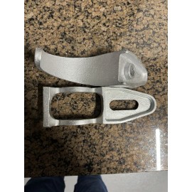 CROUSE-HINDS 3-1/2" Rigid Conduit Clamp, Malleable Iron, 1-Hole, With Back Plate