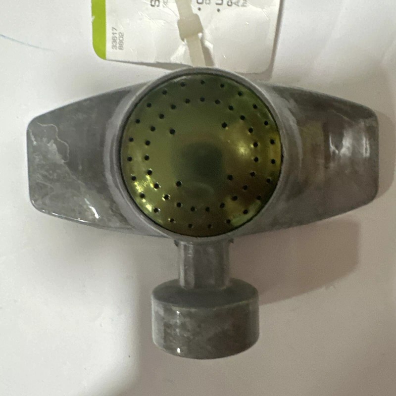 Yardsmith Steel- Spot Sprinkler for small yard.