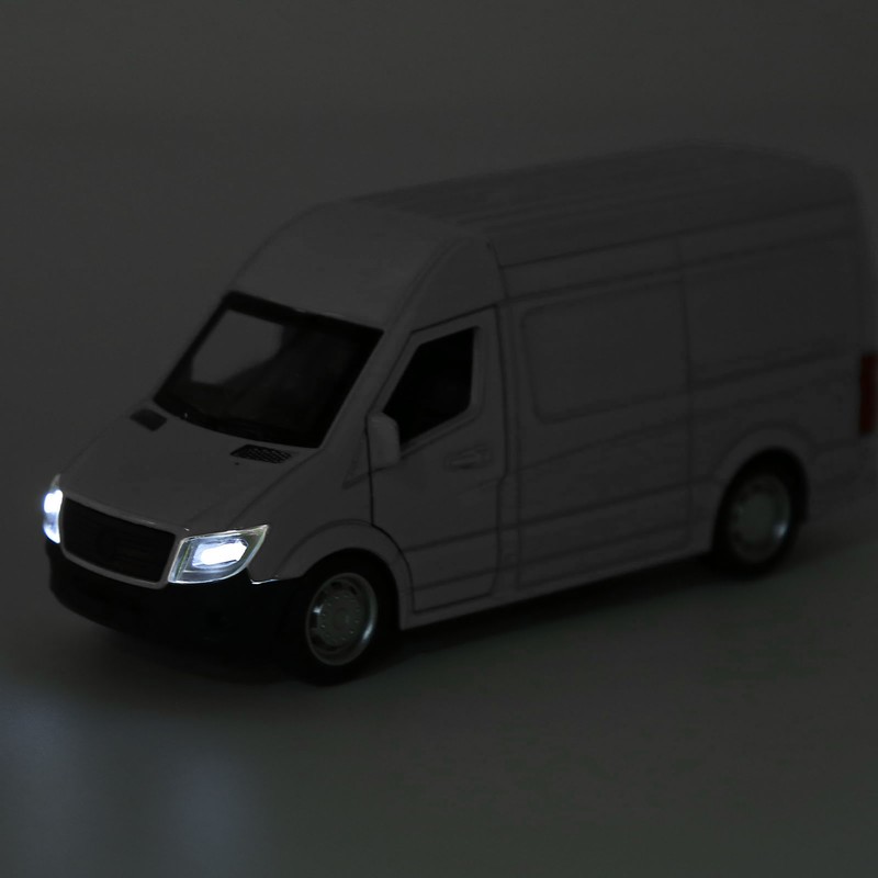 1:32 Diecast Car Toy Model Door Opened Pull Back Light
