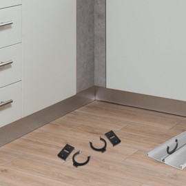 Gadpiparty - 20 pinzas de plástico para patas de cocina, pinzas para zócalos para patas de cocina, accesorios para muebles, gabinetes, mesa B