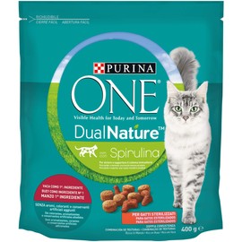 Purina ONE Dual Nature Sterilisierte Katzenfutter, reich an Rindfleisch mit natürlicher Spirulina - 8 Beutel à 400 g (8 x 400 g)