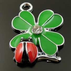 Shimmering keepsake from my USA art studio LADYBUG CLOVER GREEN pendant 925 STERLING SILVER 18" necklace WOMEN MOM GIFT