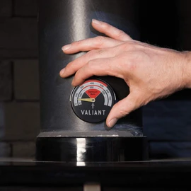 Valiant Magnetic Log Burner & Stove Thermometer-Red, 63mm
