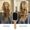 Kerargan - Large natural bamboo brush - Detangles and reduces