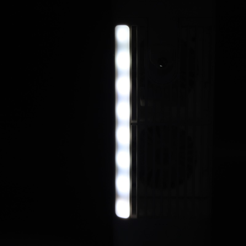 Desk Night Light Fan Power Adjustable Space Saving Quiet Multifunctional
